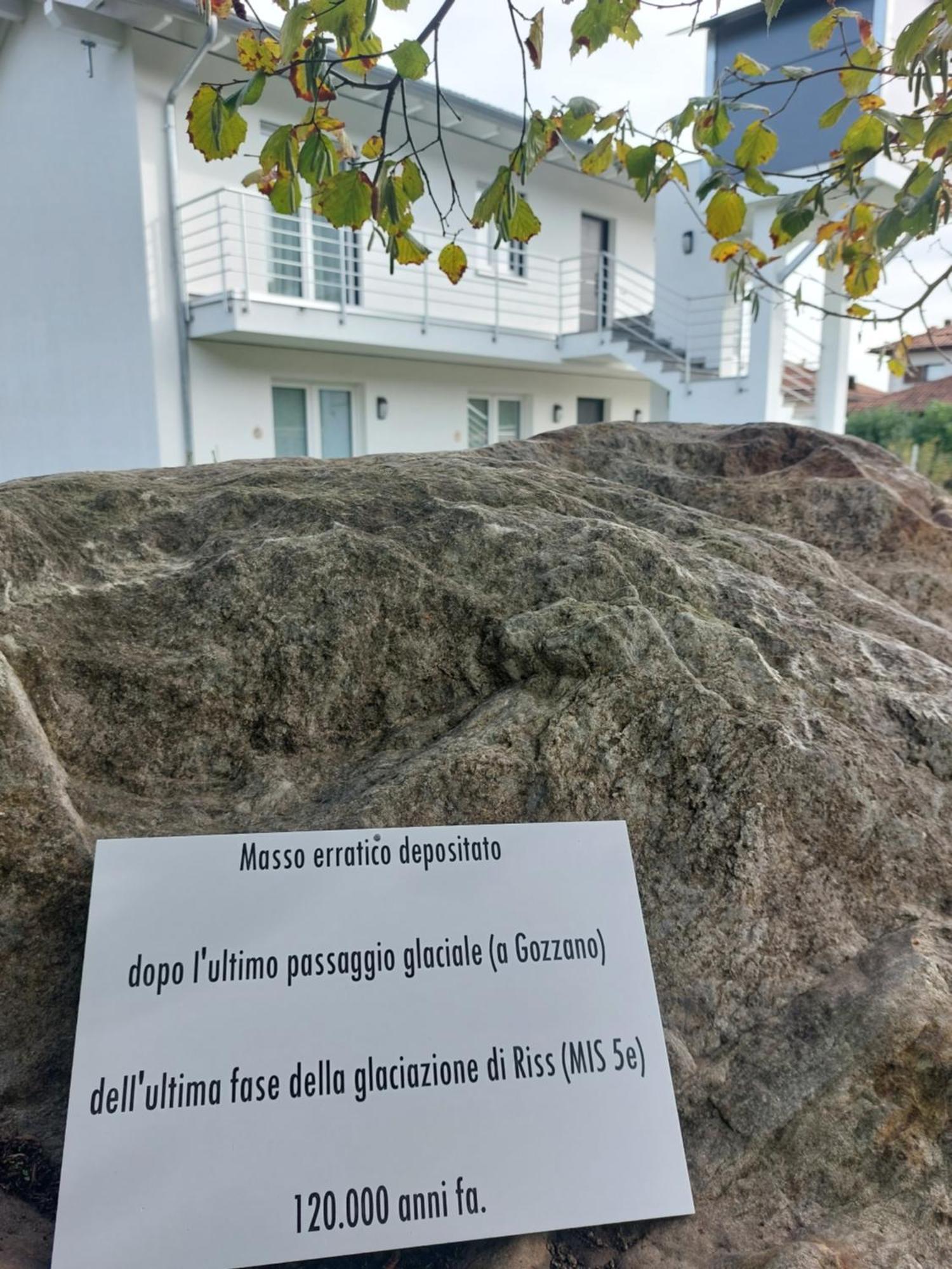 Skylab Hotel Gozzano Kültér fotó